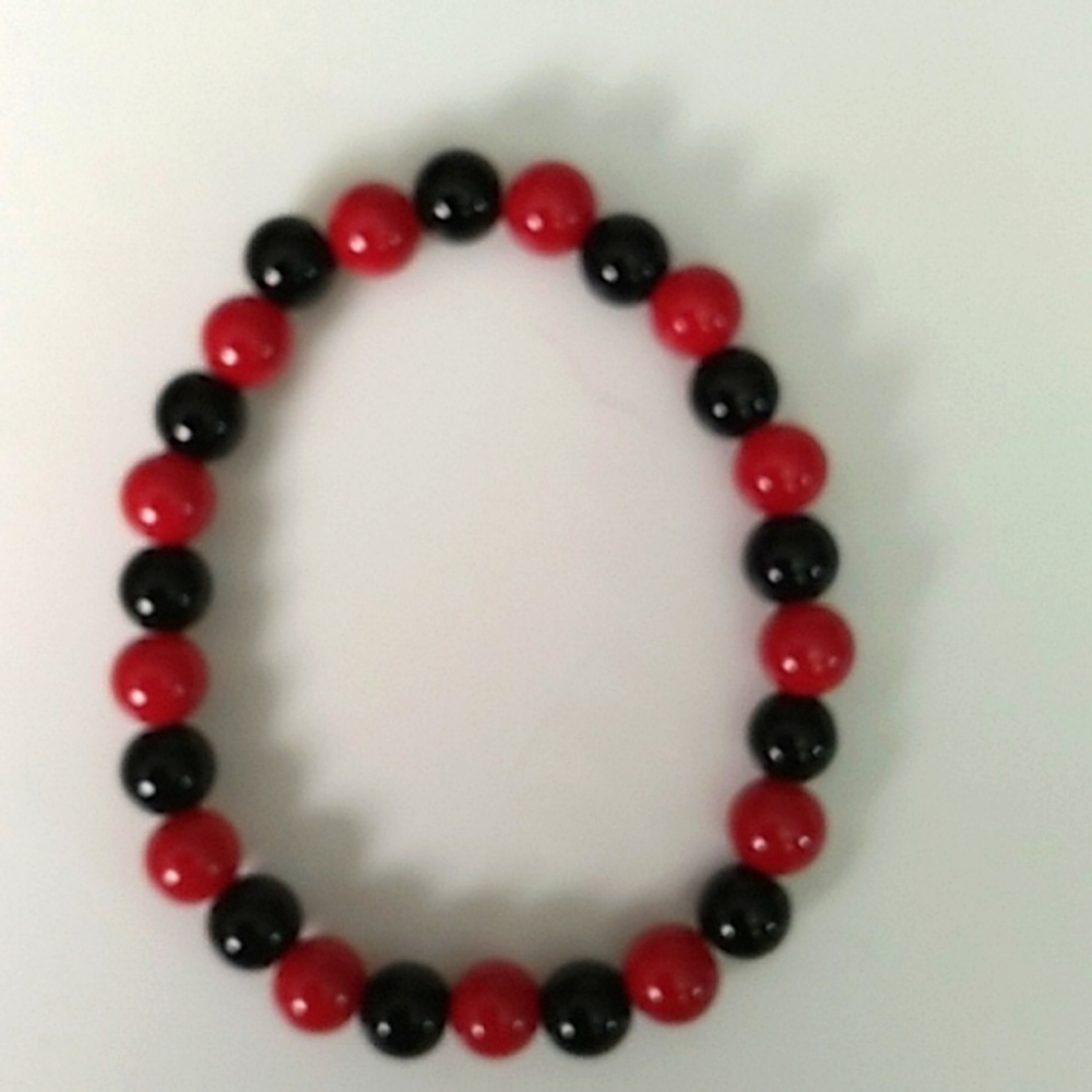 Black and Red stretch bracelet